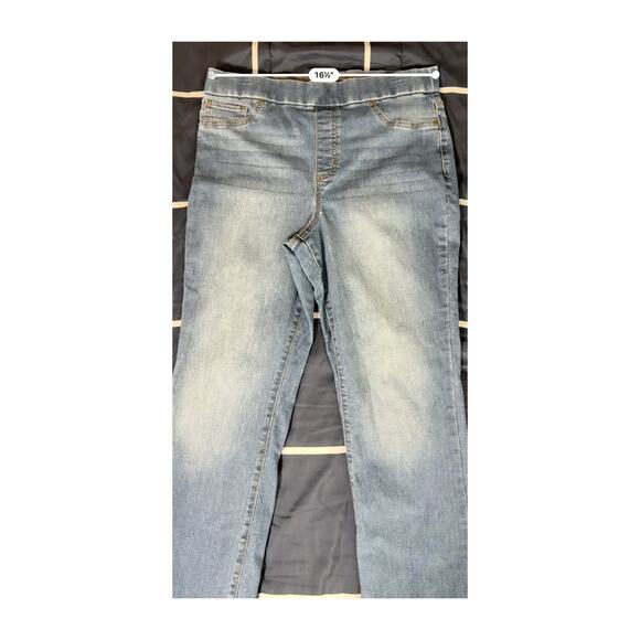 Kim Rogers Women's Size 12 Tummy Control Pull On Medium Wash Jeans - Picture 3 of 7